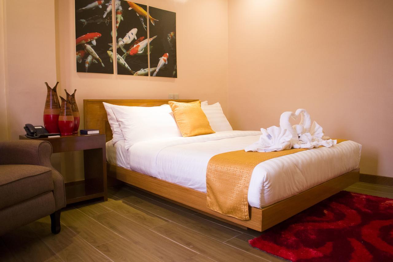 Royal Mansion Hotel Tabaco Экстерьер фото