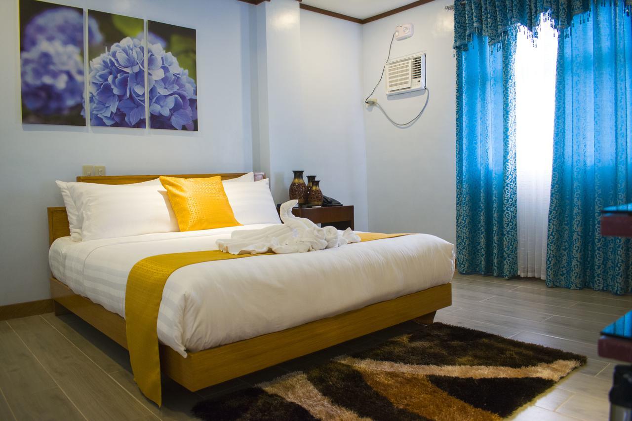 Royal Mansion Hotel Tabaco Экстерьер фото