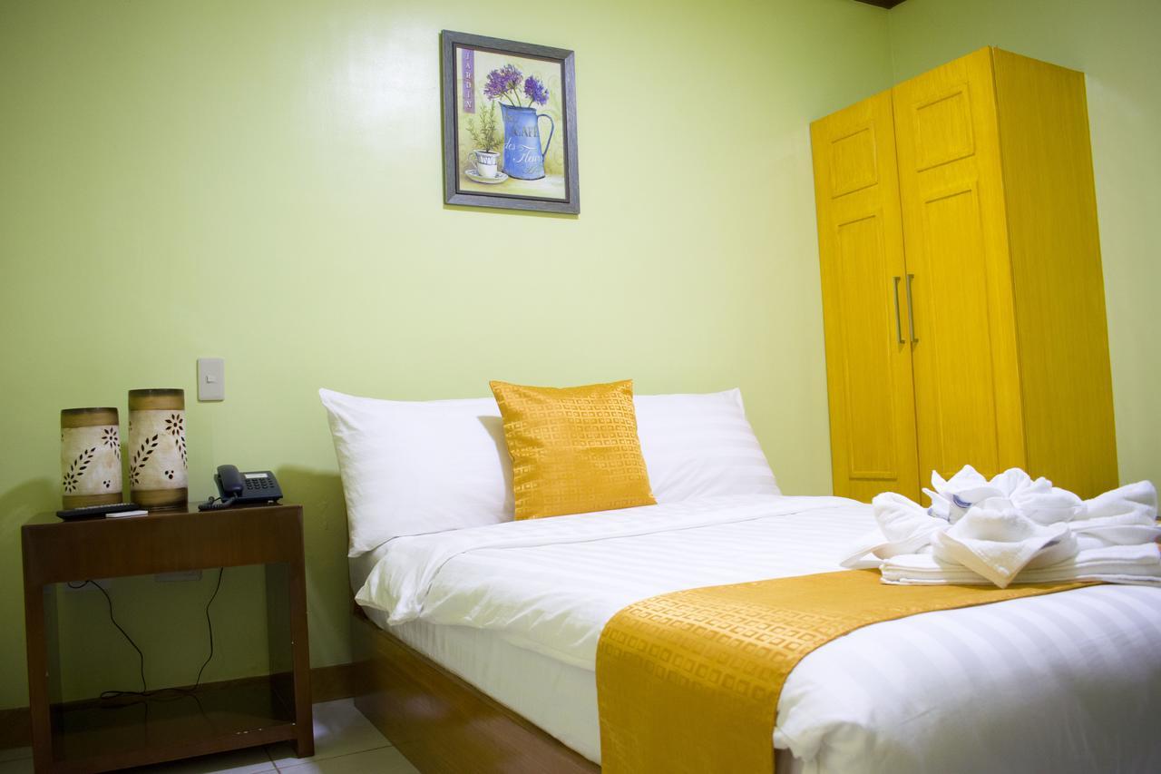 Royal Mansion Hotel Tabaco Экстерьер фото