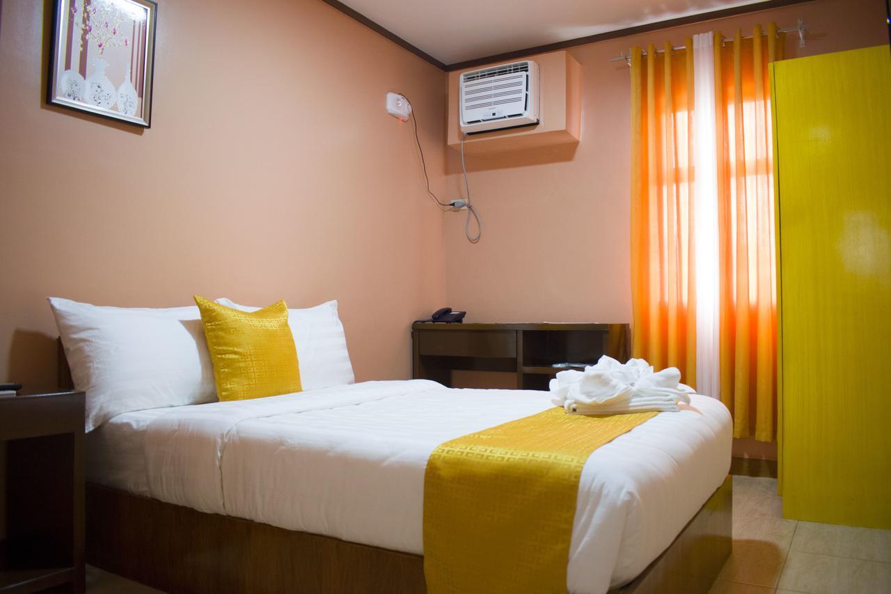 Royal Mansion Hotel Tabaco Экстерьер фото
